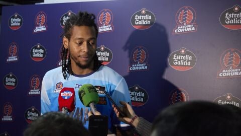 Trey Thompkins, premio Estrella Galicia de noviembre 