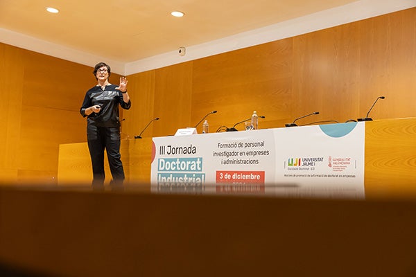 Més d’una trentena d’entitats empresarials participen en el Doctorat Industrial de l’UJI Més d’una trentena d’entitats empresarials participen en el Doctorat Industrial de l’UJI