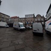 El Concello de Santiago impulsa un proyecto piloto para el reparto de mercancías en el casco histórico con dos recepcionistas