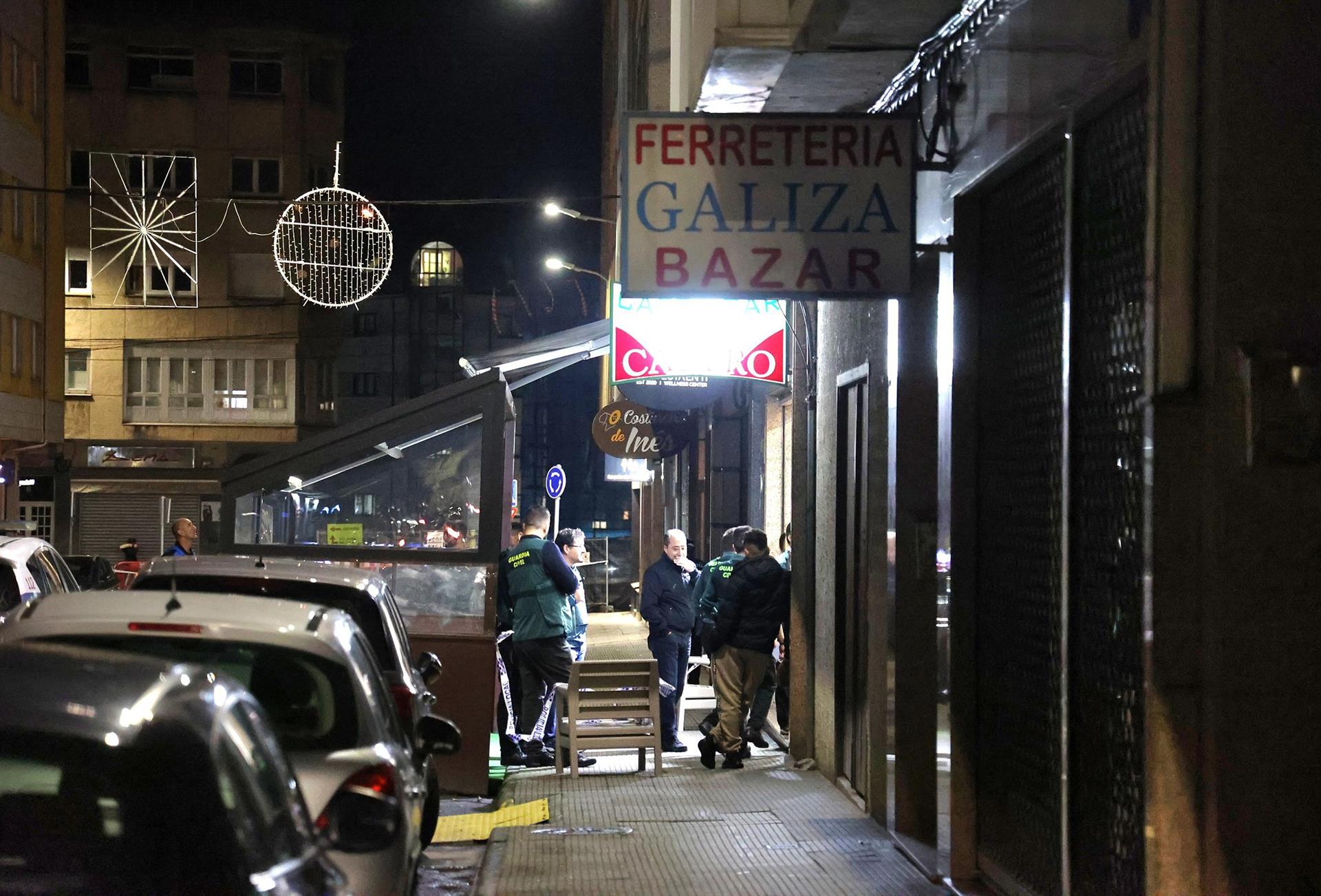 La Guardia Civil busca a dos hombres como responsables de la muerte de otro en un bar de Carballo La Guardia Civil busca a dos hombres como responsables de la muerte de otro en un bar de Carballo