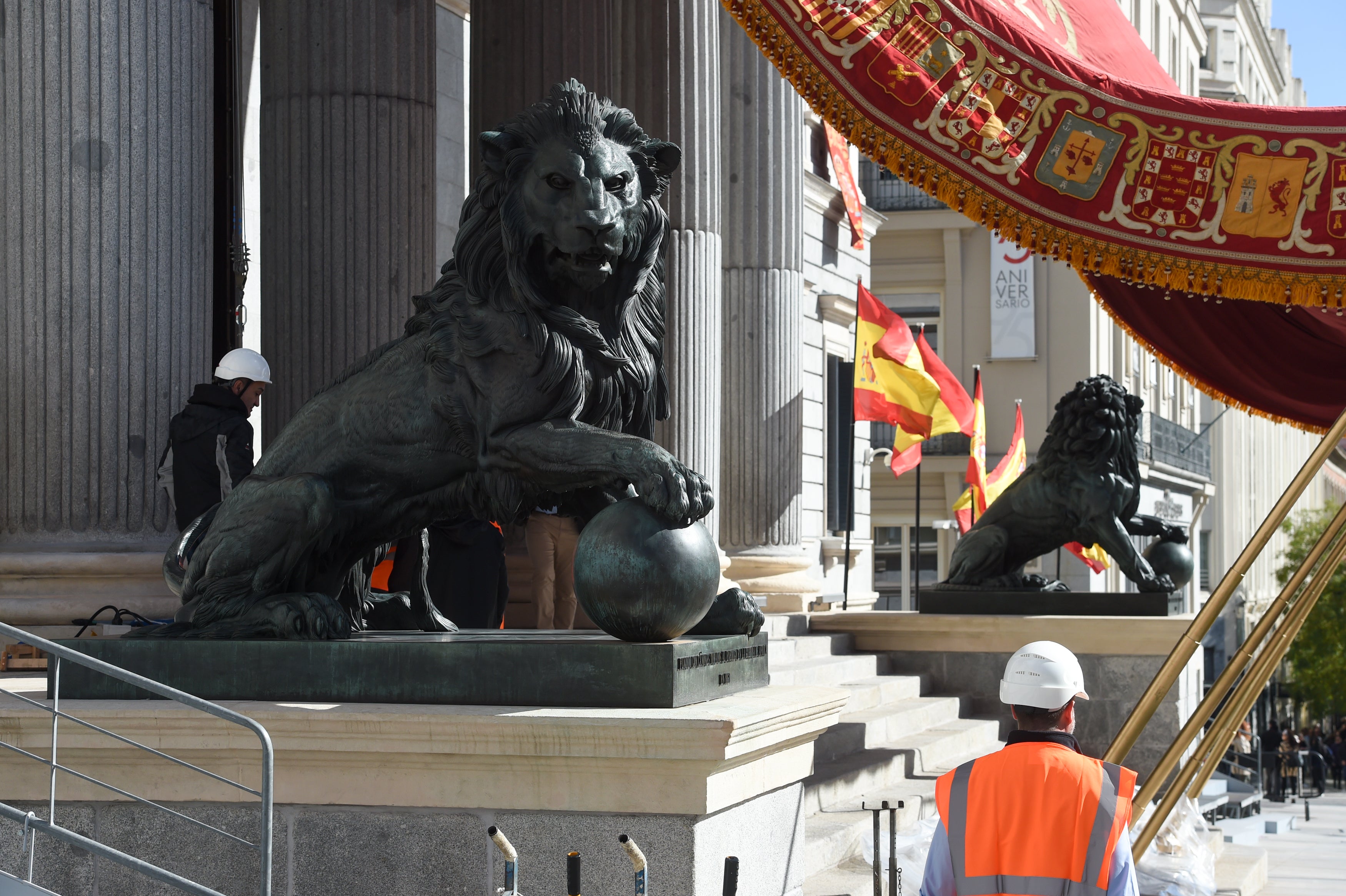El Congreso celebra los 46 años de la Constitución con un Gobierno asediado por los casos de corrupción El Congreso celebra los 46 años de la Constitución con un Gobierno asediado por los casos de corrupción