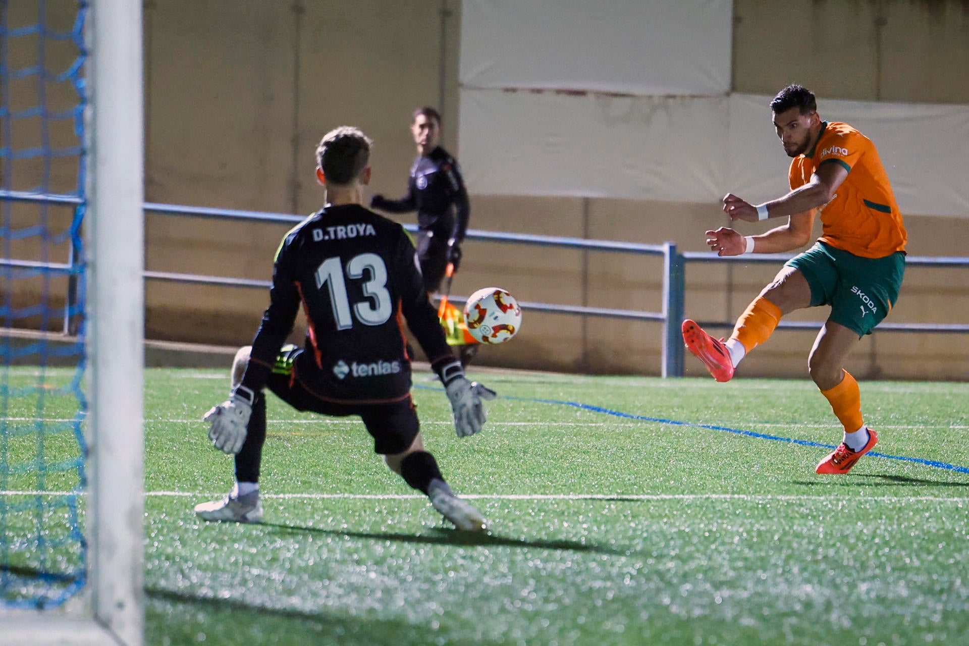 Rafa Mir vuelve a jugar 95 días después y lo hace con gol Rafa Mir vuelve a jugar 95 días después y lo hace con gol