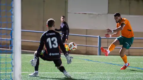 Rafa Mir vuelve a jugar con el Valencia CF en Copa del Rey Rafa Mir vuelve a jugar con el Valencia CF en Copa del Rey