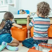 Niños jugando Niños jugando