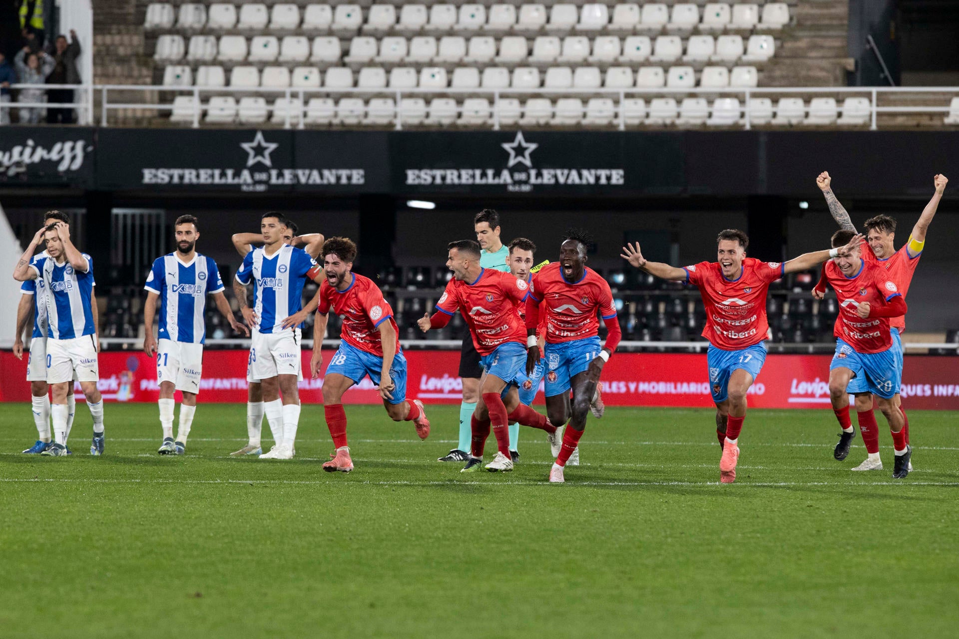 La Deportiva minera se carga al Deportivo Alavés La Deportiva minera se carga al Deportivo Alavés