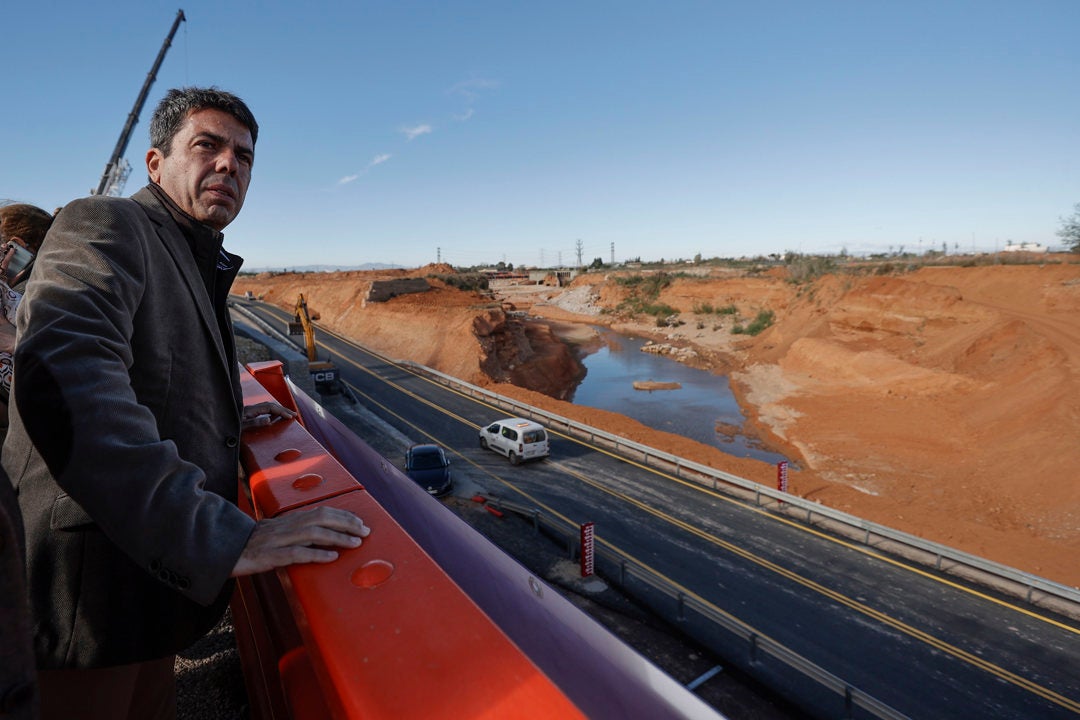 Mazón asegura que hay "diversas fórmulas" para financiar la recuperación tras la Dana Mazón asegura que hay "diversas fórmulas" para financiar la recuperación tras la Dana