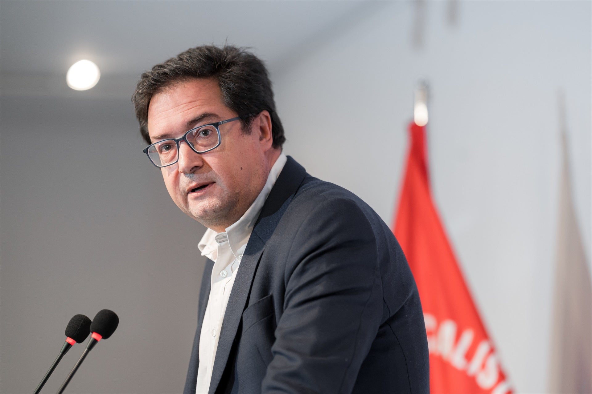 Óscar López pide unidad a los socialistas madrileños para ganar a Ayuso: "Cuento con vosotros" Óscar López pide unidad a los socialistas madrileños para ganar a Ayuso: "Cuento con vosotros"