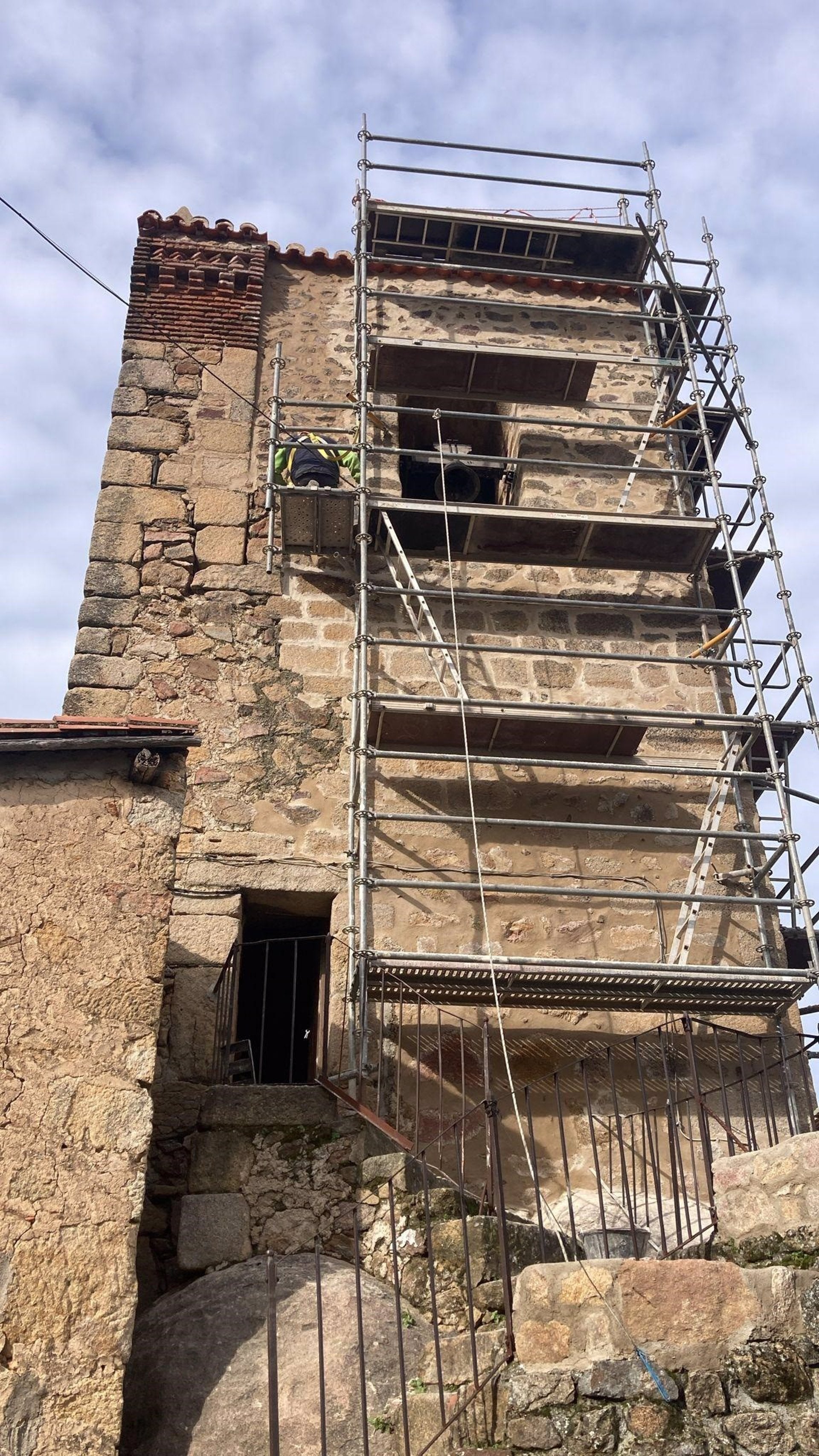 La Junta invierte más de 44.000 euros en la restauración de la Torre Exenta-Campanario de Segura de Toro La Junta invierte más de 44.000 euros en la restauración de la Torre Exenta-Campanario de Segura de Toro