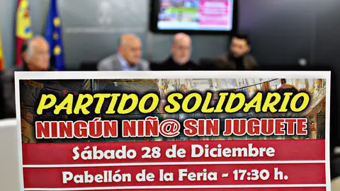 Toreros y exfutbolistas jugarán para recaudar juguetes en el Pabellón de la Feria Toreros y exfutbolistas jugarán para recaudar juguetes en el Pabellón de la Feria