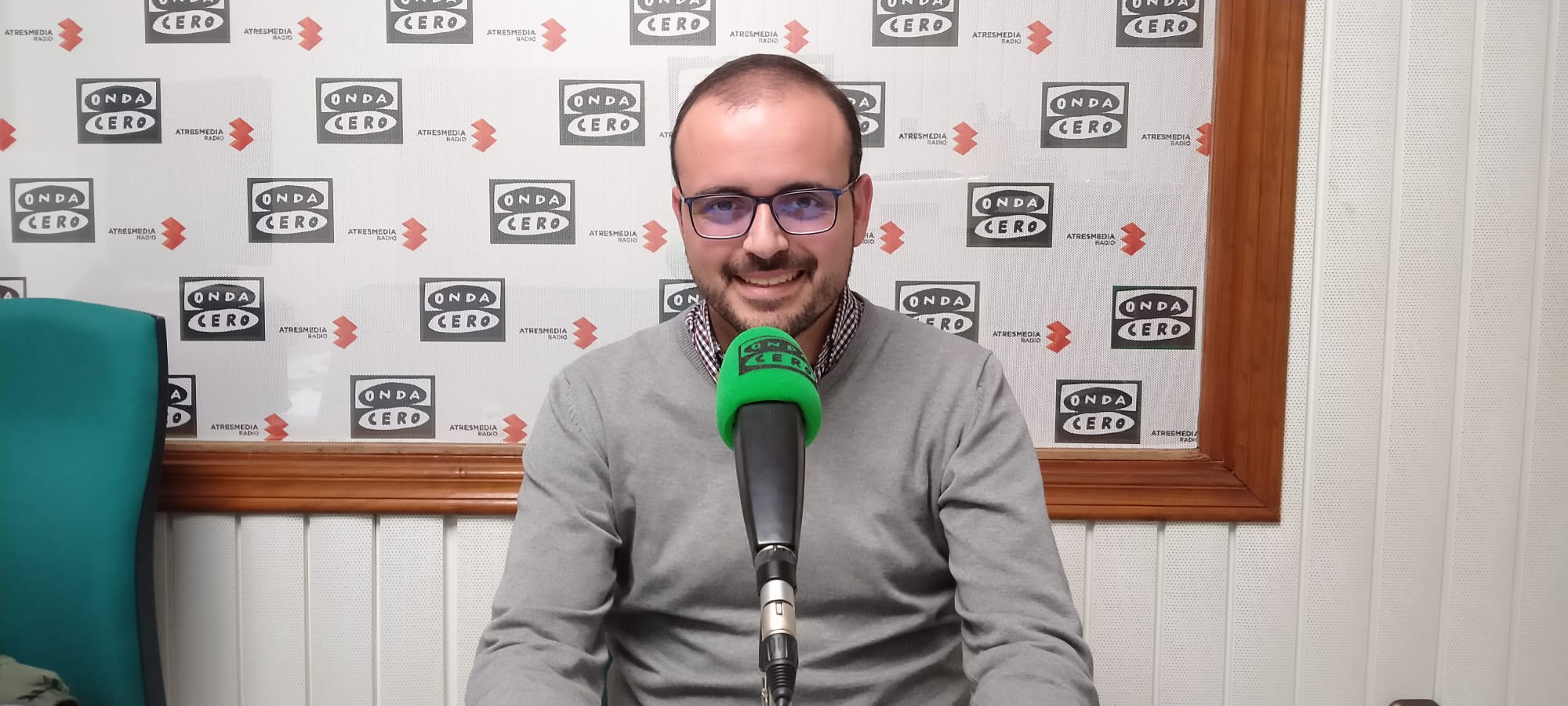 "Cuento de Navidad" en las voces de la Agrupación Coral 'Maestro Ibáñez' "Cuento de Navidad" en las voces de la Agrupación Coral 'Maestro Ibáñez'