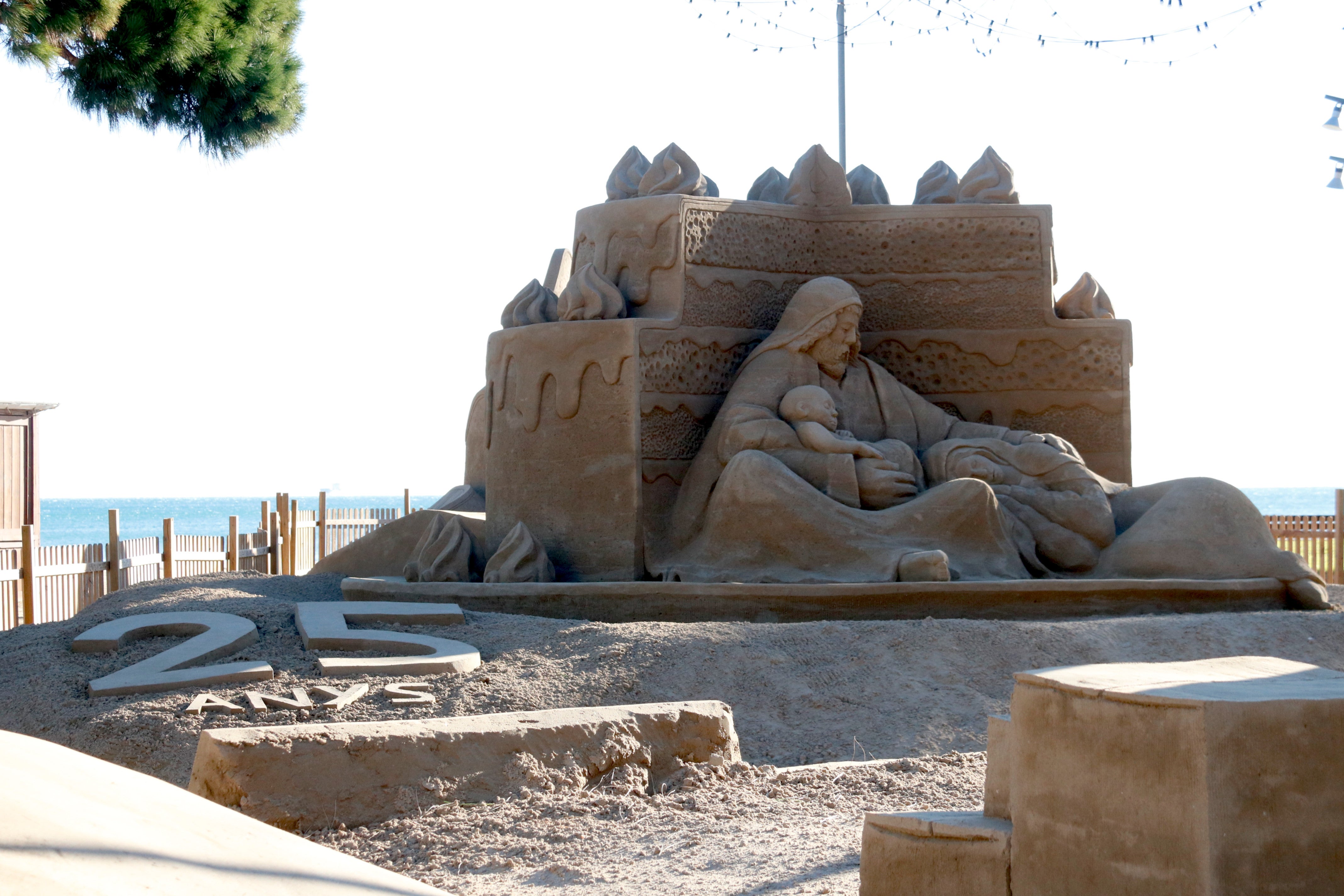 El pessebre de sorra de la Pineda celebra el 25è aniversari El pessebre de sorra de la Pineda celebra el 25è aniversari