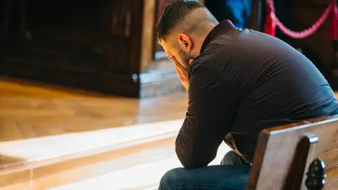 El joven en el banquillo de los acusados El joven en el banquillo de los acusados