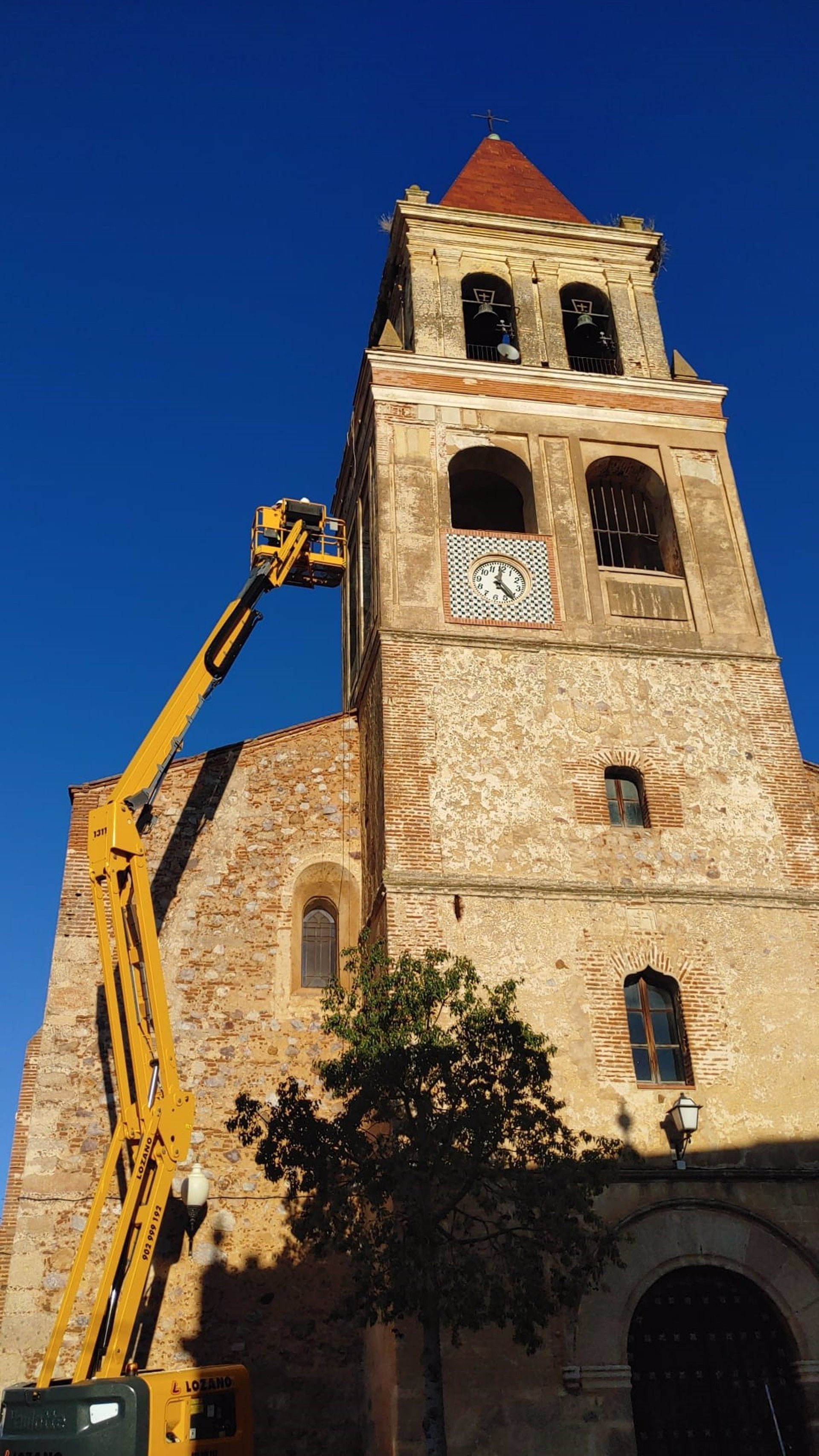 La Junta destina 54.500 euros a la restauración de la Iglesia de la Santa Cruz de Arroyo de San Serván La Junta destina 54.500 euros a la restauración de la Iglesia de la Santa Cruz de Arroyo de San Serván