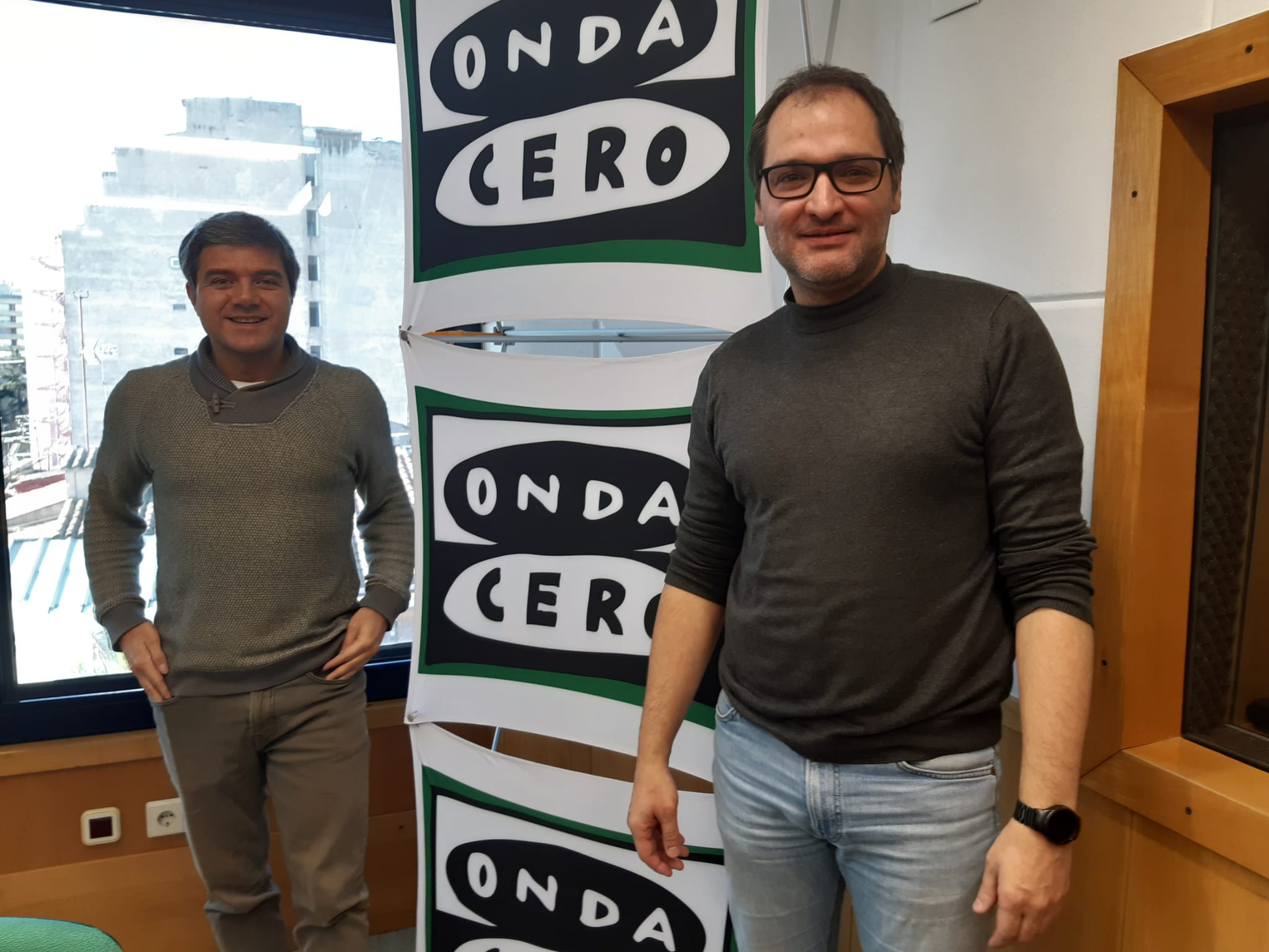 Tertúlia esportiva: Derrota ajustada del Hiopos a Tenerife, el Lleida CF manté la ratxa d'empats i golejada del Pons Lleida abans de la Europe Cup Tertúlia esportiva: Derrota ajustada del Hiopos a Tenerife, el Lleida CF manté la ratxa d'empats i golejada del Pons Lleida abans de la Europe Cup