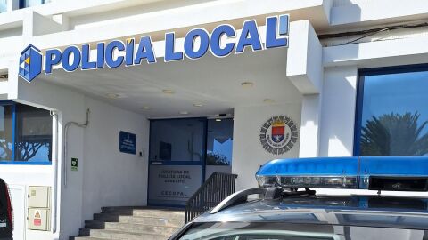Facha de la Polic&iacute;a Local de Arrecife 