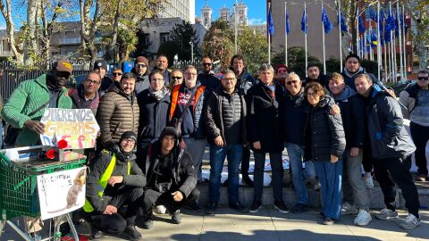 Un centenar de pescadores y pol&iacute;ticos de La Vila, en Madrid