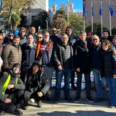 Un centenar de pescadores y políticos de La Vila, en Madrid Un centenar de pescadores y políticos de La Vila, en Madrid