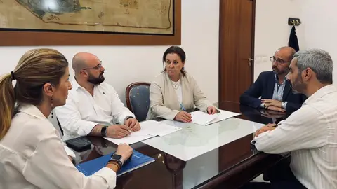 Reunión de Germán Beardo con el Colegio de Arquitectos Reunión de Germán Beardo con el Colegio de Arquitectos