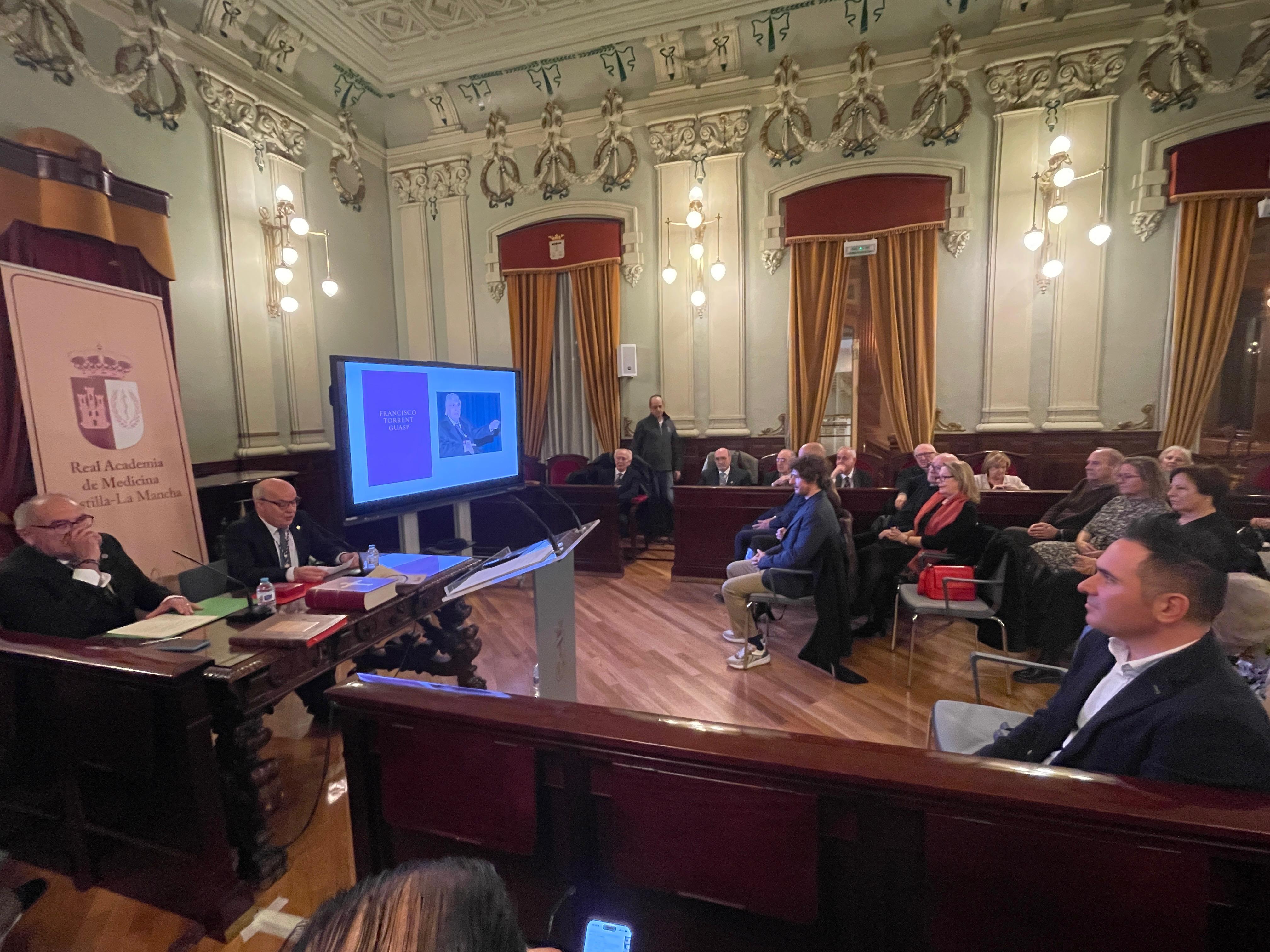 El cardiólogo albaceteño Jesús Salas ya es Académico Correspondiente en la Real Academia de Medicina de CLM El cardiólogo albaceteño Jesús Salas ya es Académico Correspondiente en la Real Academia de Medicina de CLM