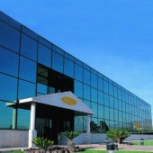 La fábrica de chocolates de Villajoyosa Valor incrementa un 17 % sus ventas pero reduce un 11% sus beneficios por el sobrecoste del cacaco
