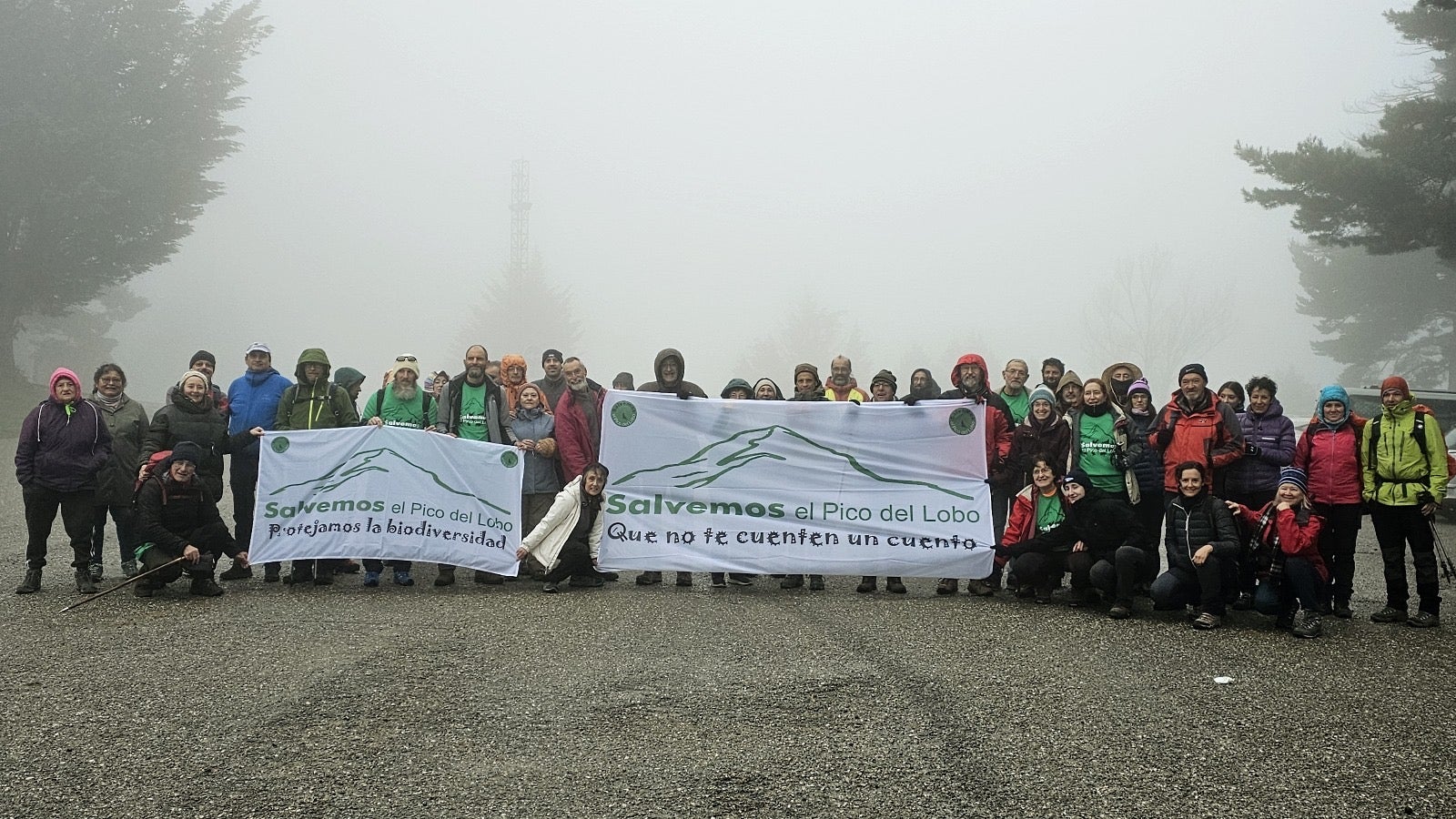 Vecinos del entorno de La Pinilla, montañeros y ecologistas alertan del peligro que vive la estación Vecinos del entorno de La Pinilla, montañeros y ecologistas alertan del peligro que vive la estación
