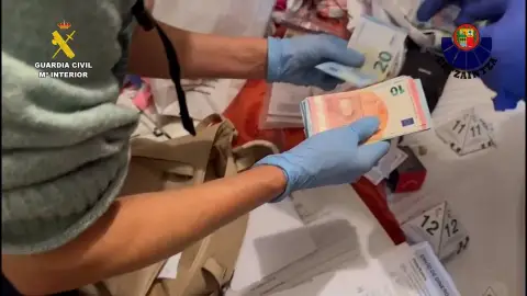 Desarticulada una banda dedicada a fraudes Desarticulada una banda dedicada a fraudes