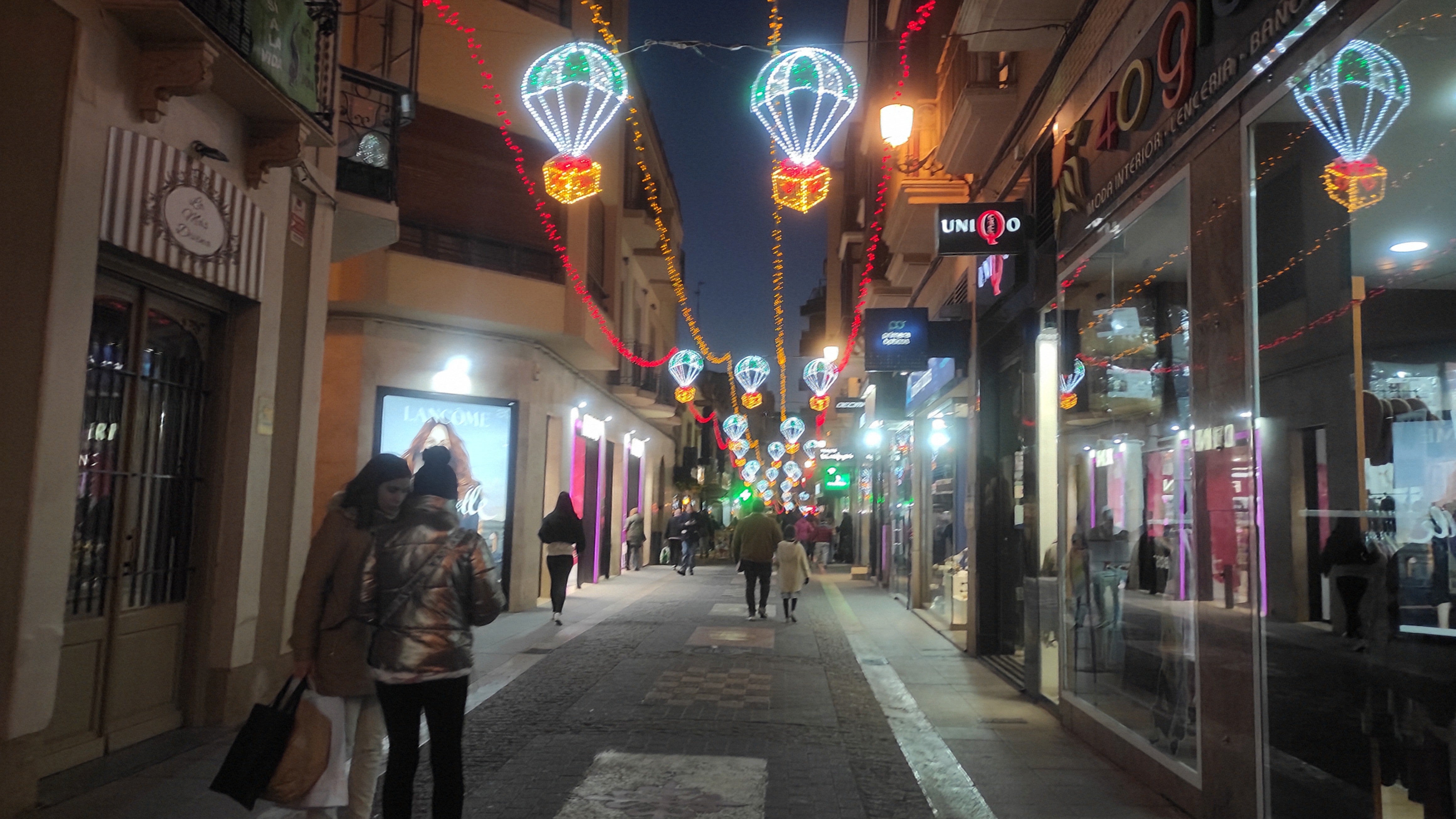 ‘Valdepeñas te regala Navidad’ premia las compras en el comercio local ‘Valdepeñas te regala Navidad’ premia las compras en el comercio local