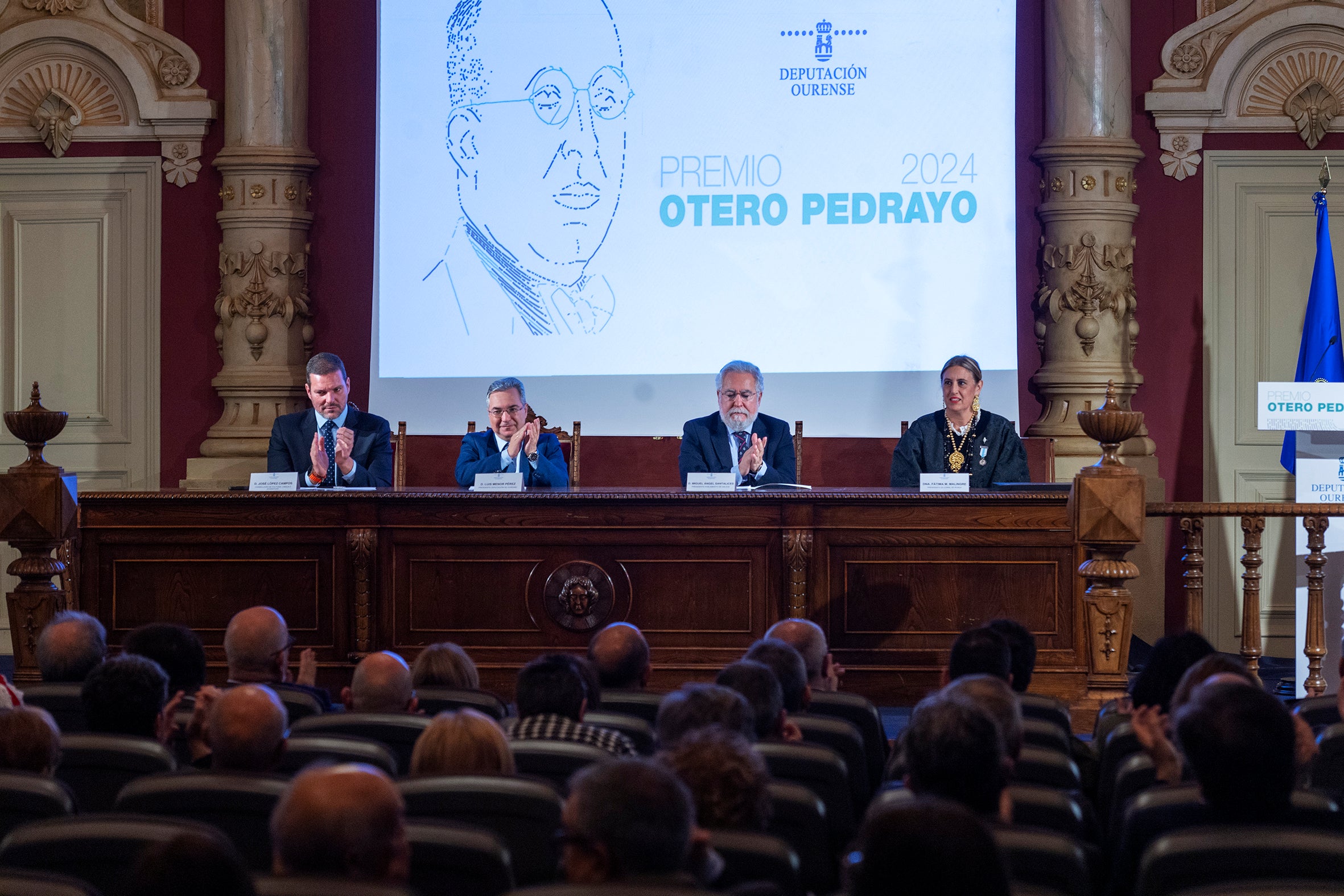 Coral de Ruada ve recoñecida a sua contribución á difusión da música tradicional galega Coral de Ruada ve recoñecida a sua contribución á difusión da música tradicional galega