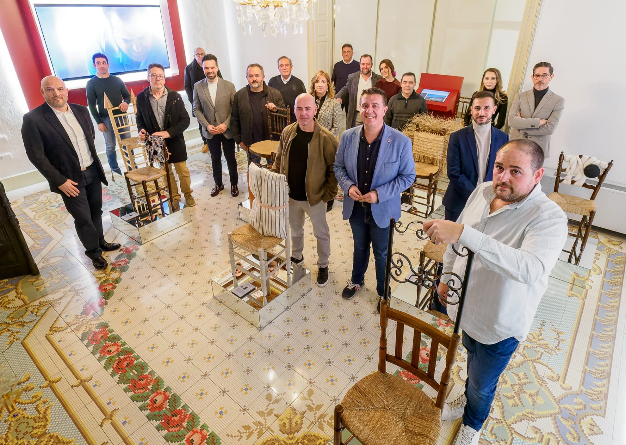 Arte y tradición se unen en una exposición que ya se puede visitar en el Chalet Fontecha Arte y tradición se unen en una exposición que ya se puede visitar en el Chalet Fontecha