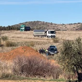 SEPRONA y Policía Local paralizan labores sin autorización de Quantum Minería en Torrenueva SEPRONA y Policía Local paralizan labores sin autorización de Quantum Minería en Torrenueva