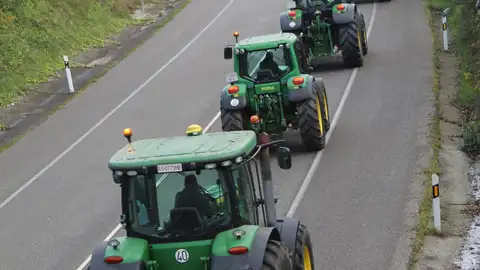 Los ganaderos y agricultores convocados a una nueva manifestación, ahora por Mercosur. Los ganaderos y agricultores convocados a una nueva manifestación, ahora por Mercosur.