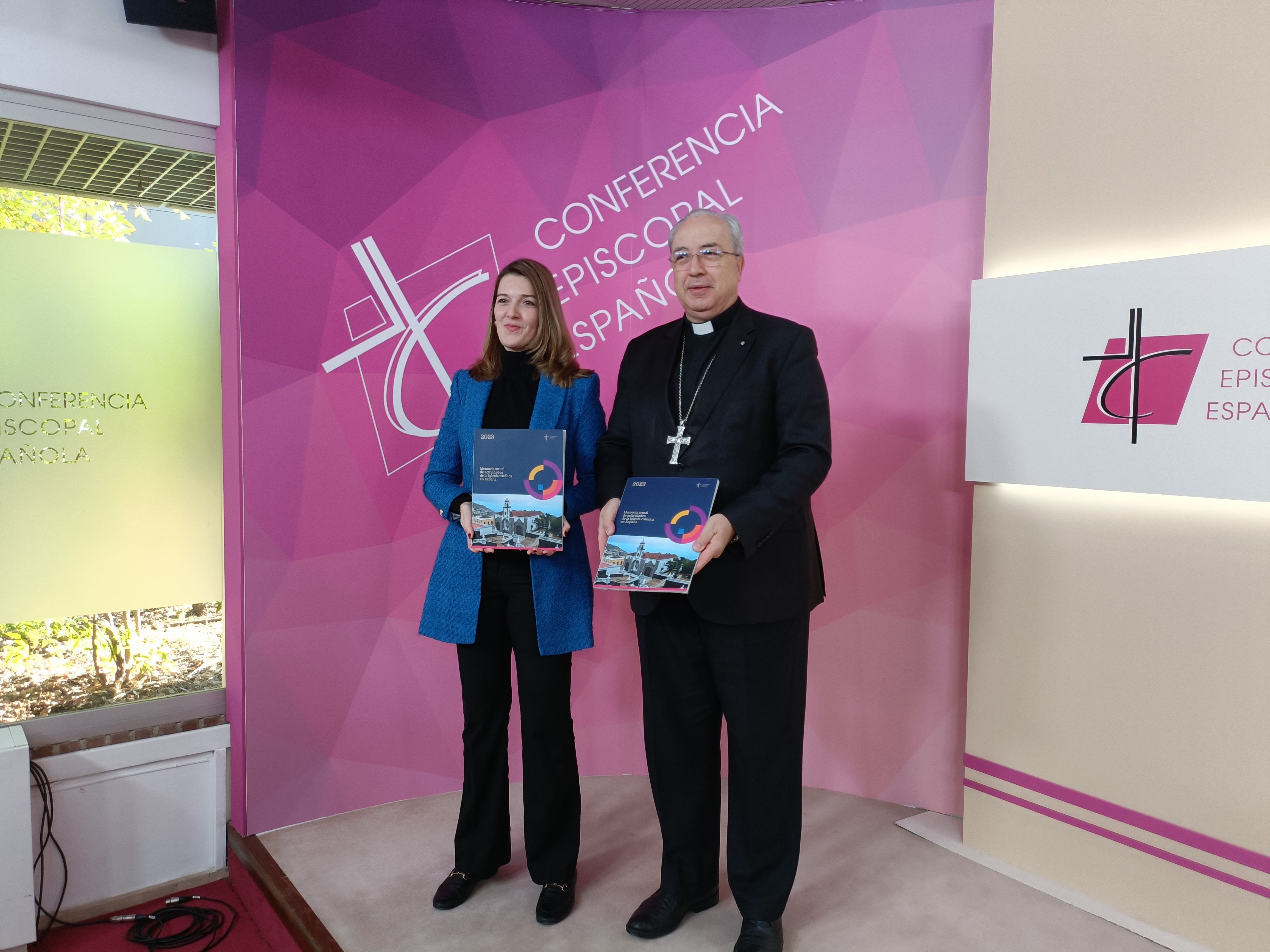 Más ingresos, pero menos celebración de los sacramentos católicos Más ingresos, pero menos celebración de los sacramentos católicos