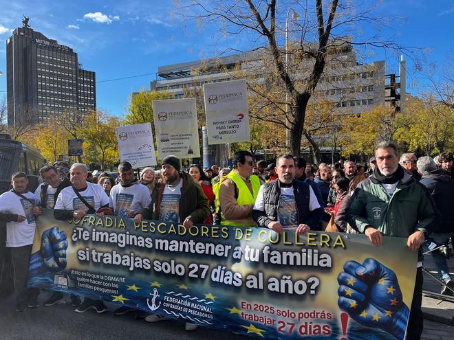 Los pescadores de Cullera protestan en Madrid por las intenciones de la Comisión Europea Los pescadores de Cullera protestan en Madrid por las intenciones de la Comisión Europea