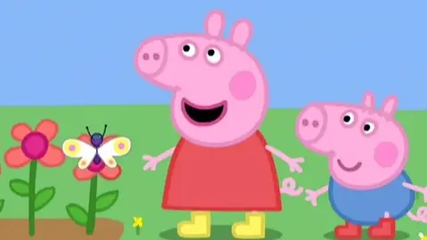 La secretaria de Transportes, sobre los estereotipos de género: “En Peppa Pig todos los operarios de carreteras son señores” La secretaria de Transportes, sobre los estereotipos de género: “En Peppa Pig todos los operarios de carreteras son señores”