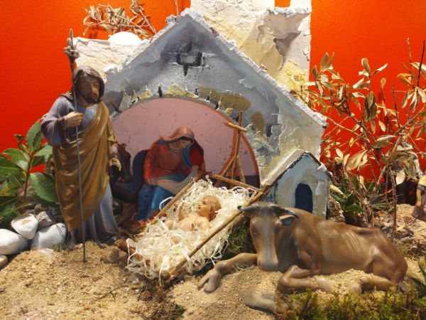 El Torreón de Lozoya exhibe una muestra de belenes del mundo El Torreón de Lozoya exhibe una muestra de belenes del mundo