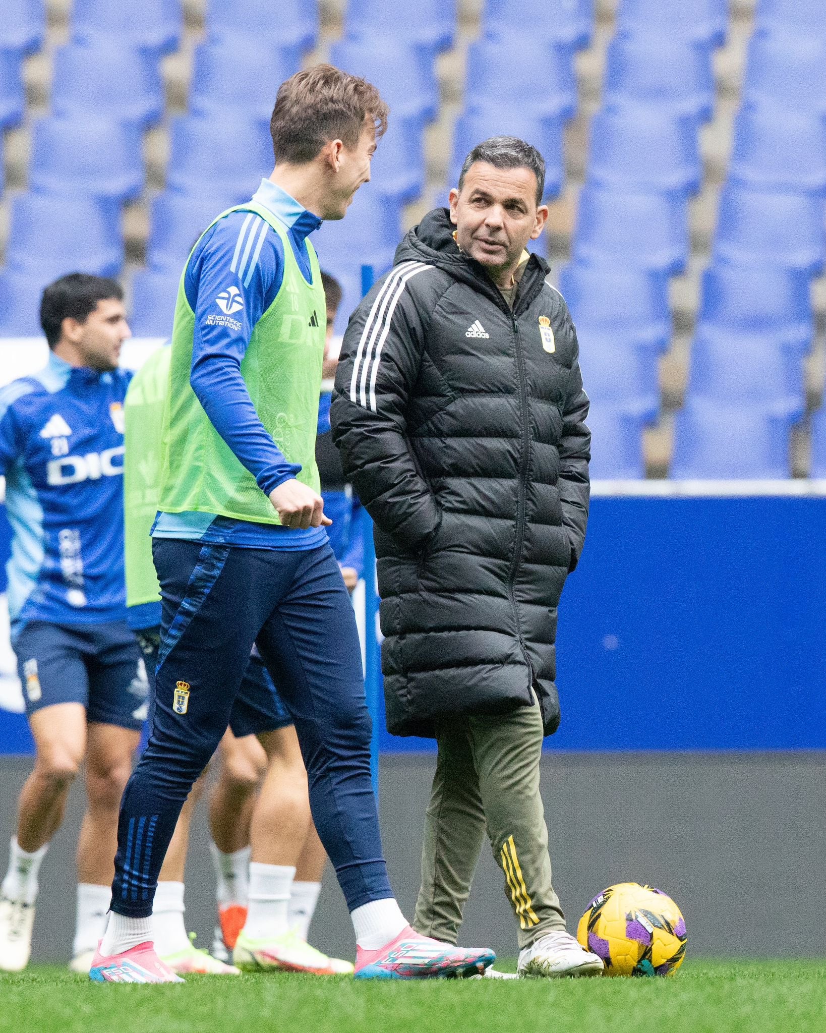 Más de Uno Oviedo Deportes 11/12/2024 Más de Uno Oviedo Deportes 11/12/2024