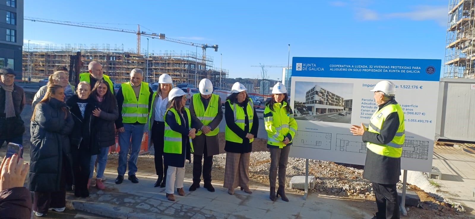 La conselleira Allegue reclama más colaboración a la SAREB en A Coruña y confirma que no hay solicitud de zona tensionada La conselleira Allegue reclama más colaboración a la SAREB en A Coruña y confirma que no hay solicitud de zona tensionada