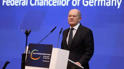 Scholz presenta la moción de confianza para allanar el camino a elecciones anticipadas Scholz presenta la moción de confianza para allanar el camino a elecciones anticipadas/ EFE/EPA/CLEMENS BILAN