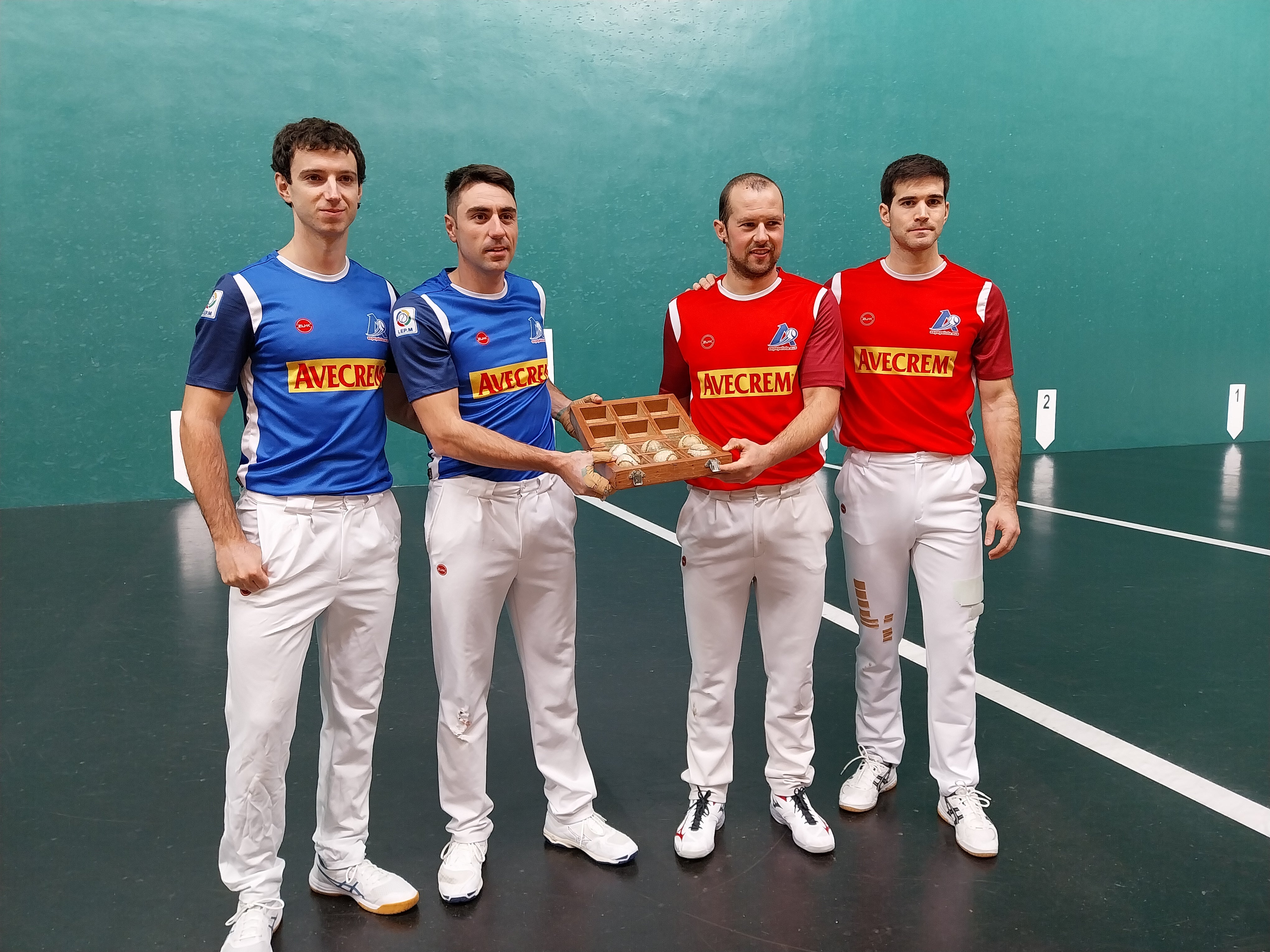 Elordi - Zabaleta vs P. Etxeberria - Martija, se aparcan las amistades en el Labrit Elordi - Zabaleta vs P. Etxeberria - Martija, se aparcan las amistades en el Labrit