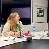 Candela López, als estudis d'Onda Cero.