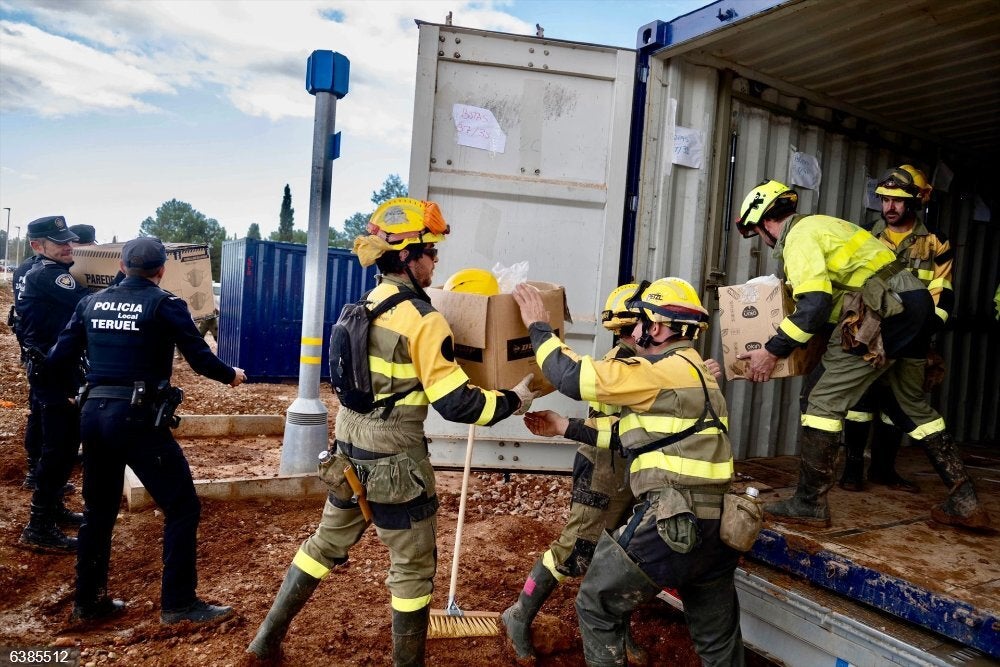 Agradecimiento, el sentimiento con el que se quedan los voluntarios aragoneses de Catarroja Agradecimiento, el sentimiento con el que se quedan los voluntarios aragoneses de Catarroja