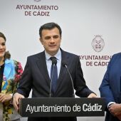 Bruno García, Beatriz Gandullo y Casimiro Mantell