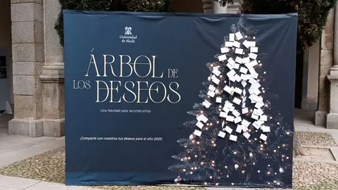 La Universidad de Alcalá celebra la segunda edición de la "Semana de las Luces" Árbol de los Deseos de la Universidad de Alcalá