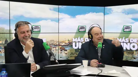 Antonio Resines y Carlos Alsina en 'Más de uno' Antonio Resines y Carlos Alsina en 'Más de uno'