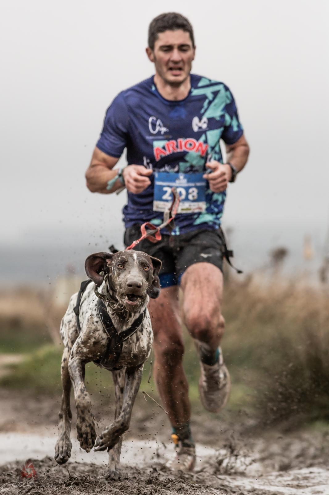 Hablamos con Adrián González, quien junto a Atlas se han proclamado Subcampeones de España de Canicross Hablamos con Adrián González, quien junto a Atlas se han proclamado Subcampeones de España de Canicross