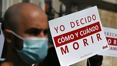 Imagen de archivo de una movilización en defensa del derecho a morir dignamente Imagen de archivo de una movilización en defensa del derecho a morir dignamente