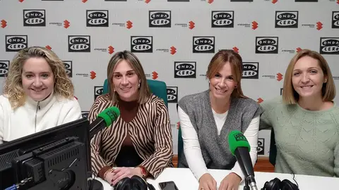 Paqui León, Diana Rojo, María José Jiménez y Eva Morales, de AFAMMER Paqui León, Diana Rojo, María José Jiménez y Eva Morales, de AFAMMER
