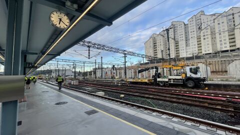 Andenes y vías de la estación provisional de tren de A Coruña