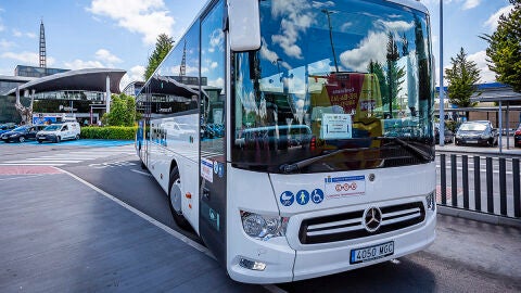 Autob&uacute;s en Parque Principado