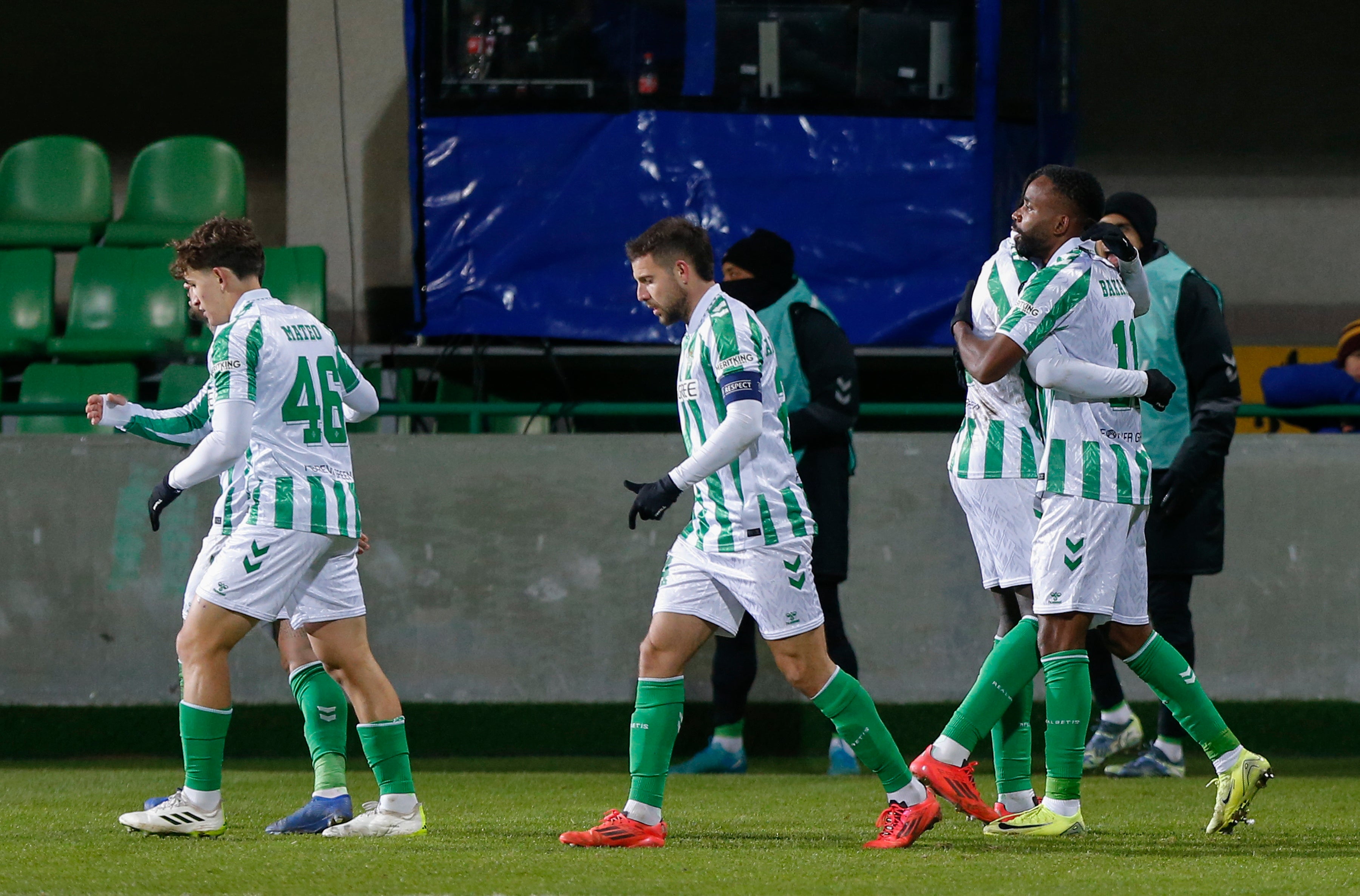 El Betis acaba pidiendo la hora, pero cumple en Chisinau El Betis acaba pidiendo la hora, pero cumple en Chisinau